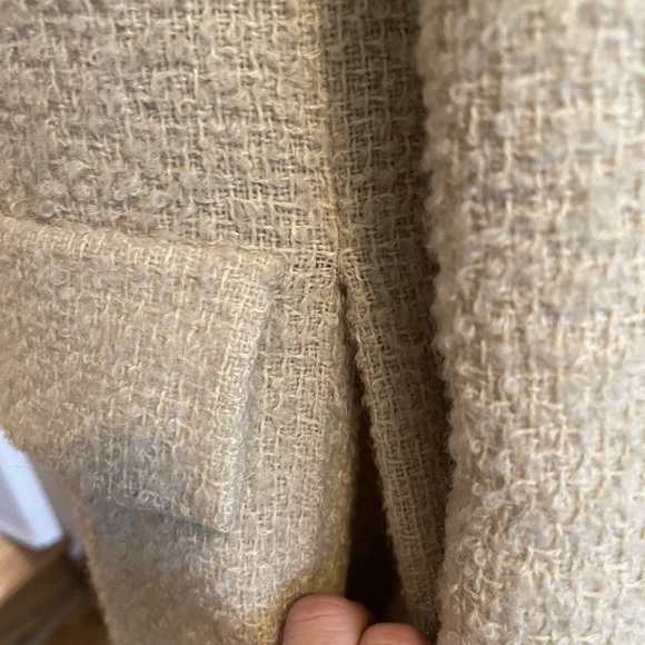 Vintage Towncliffe Wool Boucle’ and Velvet Coat - Picture 8 of 8